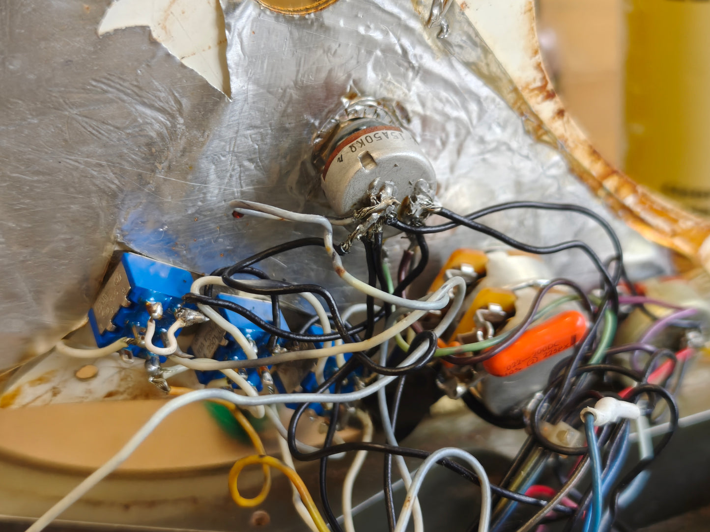 1983 Fender USA American Elite Stratocaster (Satin Jade Pearl Metallic)