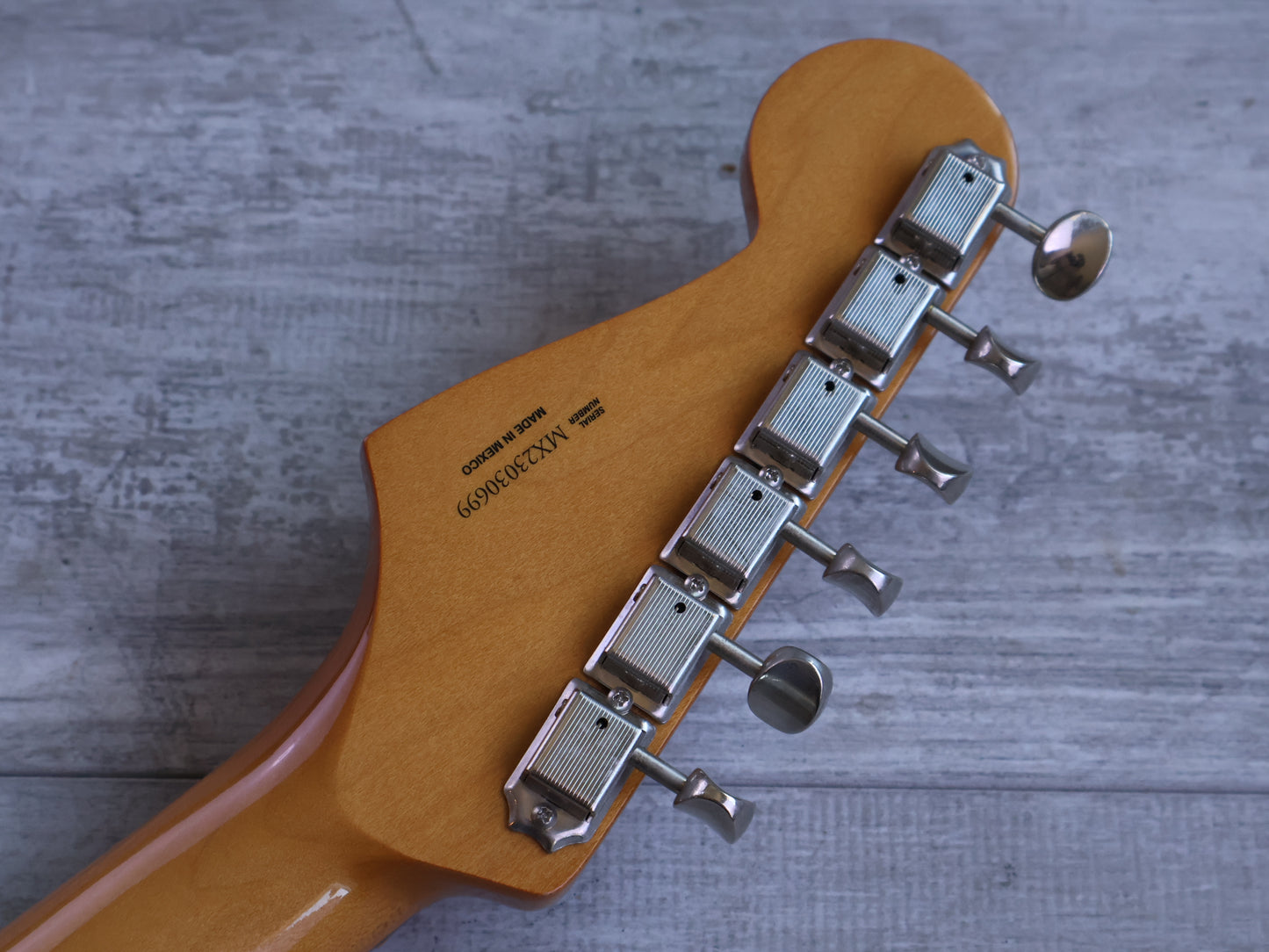 Fender Vintera II '60s Stratocaster (Lake Placid Blue)