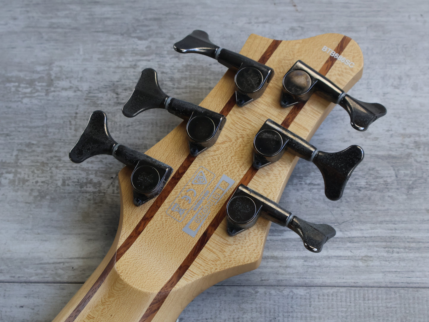 2013 Ibanez BTB686SC 6-String Neckthrough Bass (Natural Flat)