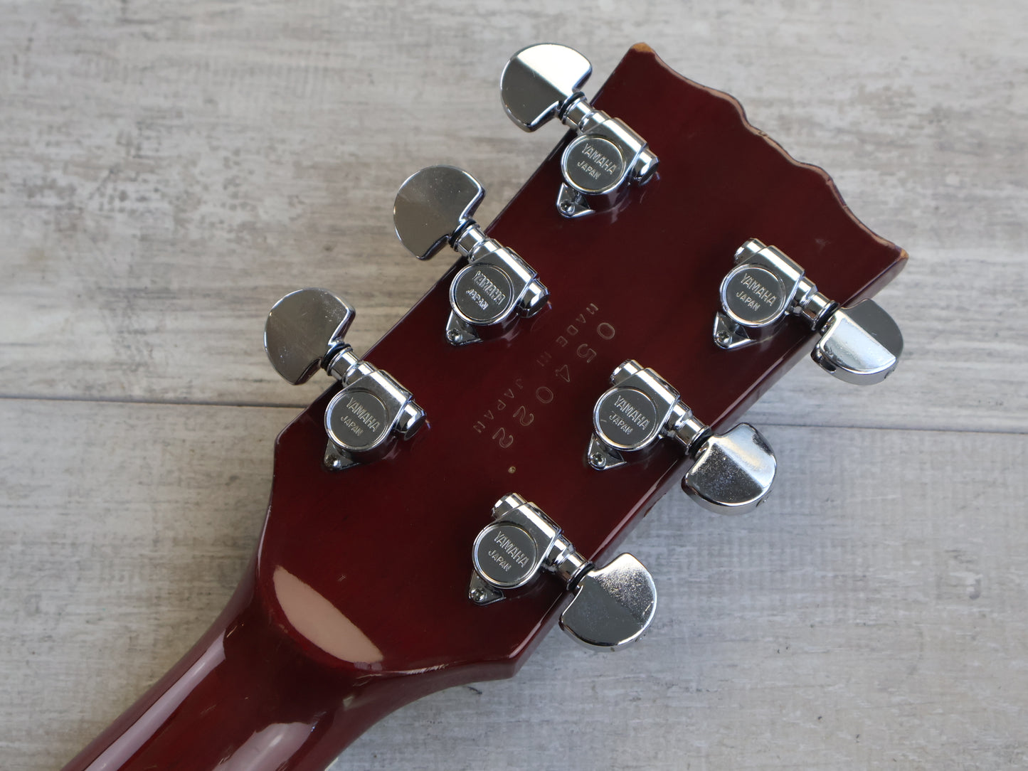 1982 Yamaha Japan SG-800S Double Cutaway (Cherry Sunburst)