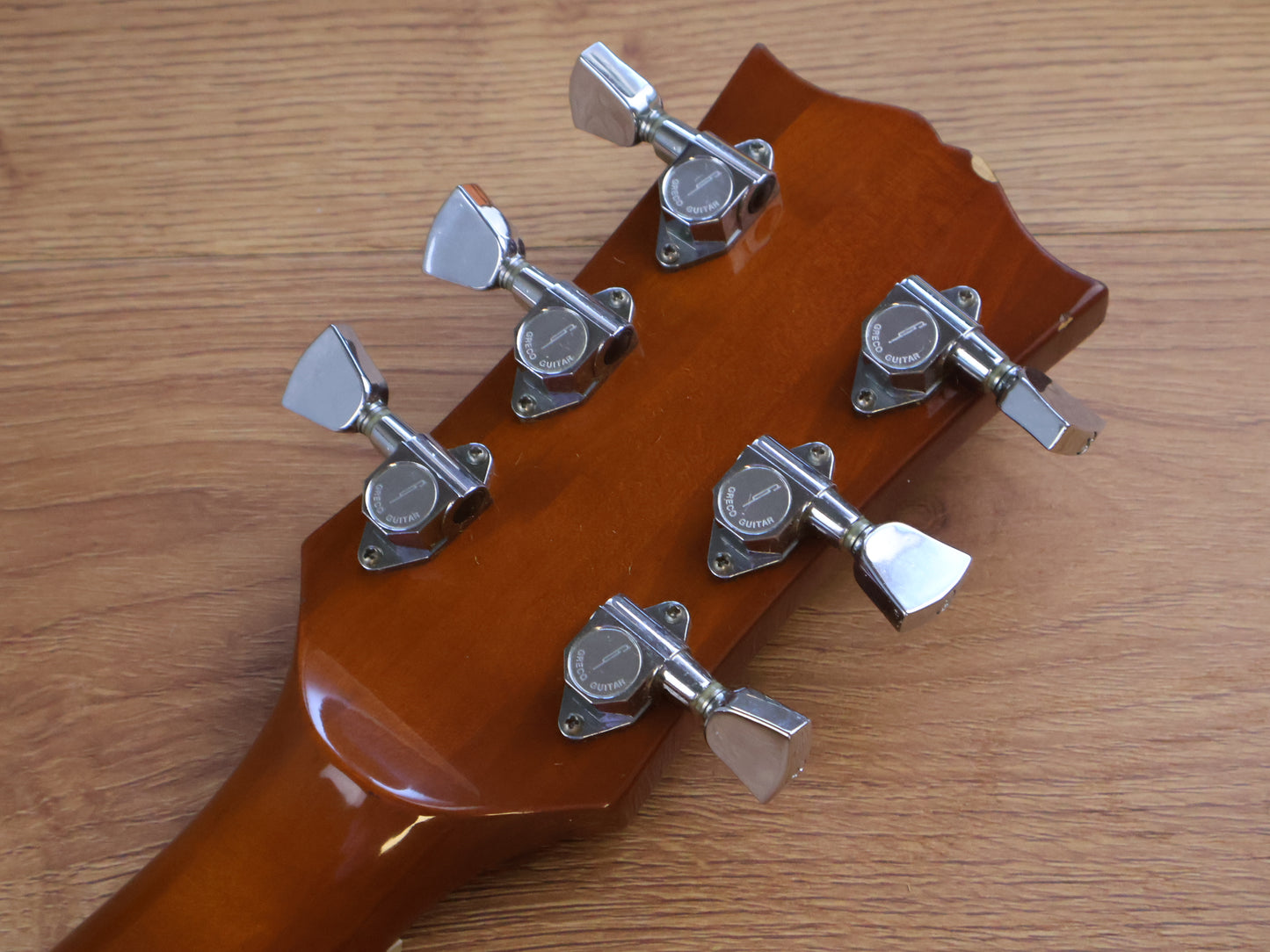 1975 Greco Japan EG-550GS Les Paul Deluxe (Goldtop)