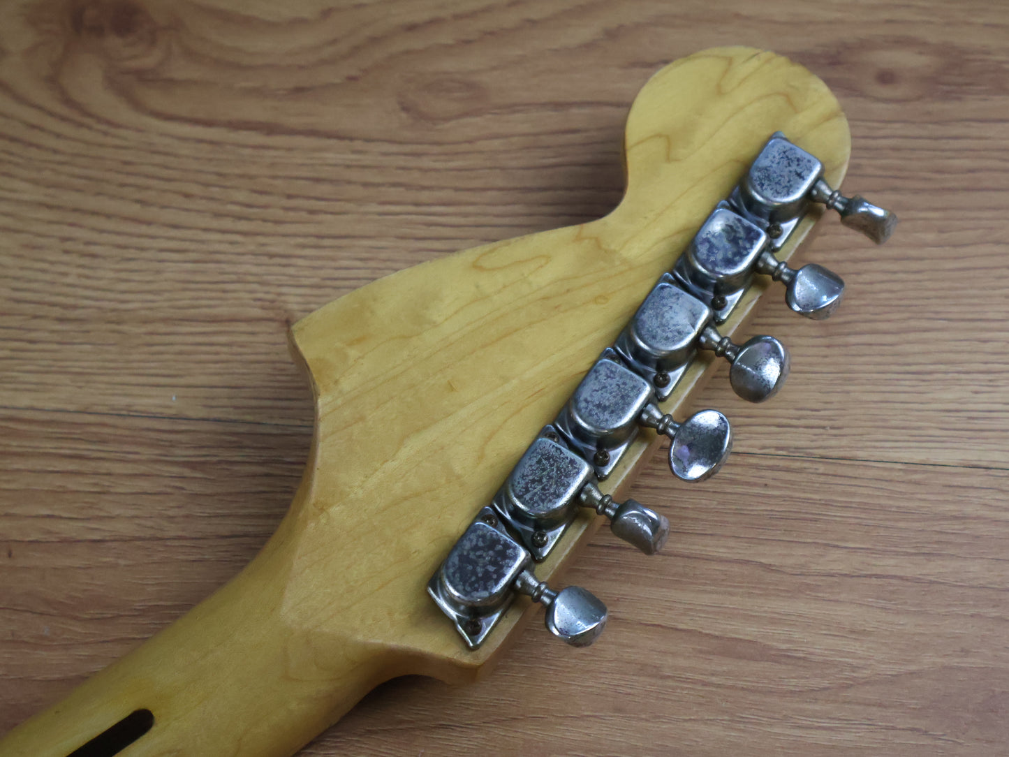 1975 Fernandes Burny FST-60 Stratocaster (Transparent Vintage White)