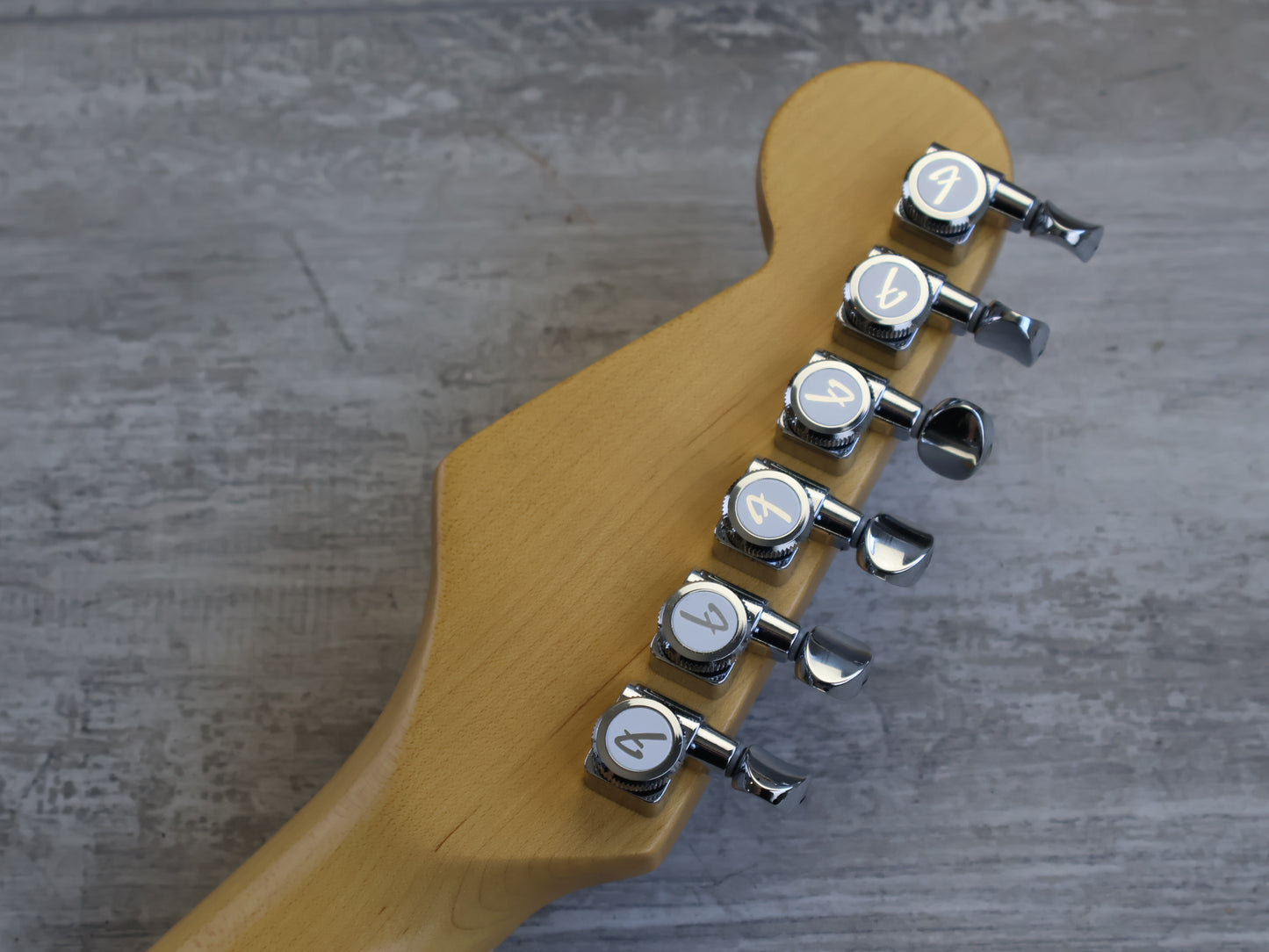 1988 Fender USA Deluxe American Standard Stratocaster (Fiesta Red)