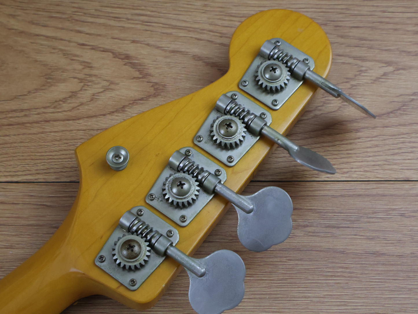 1993 Fender Japan JB62 '62 Reissue Jazz Bass (Sunburst)