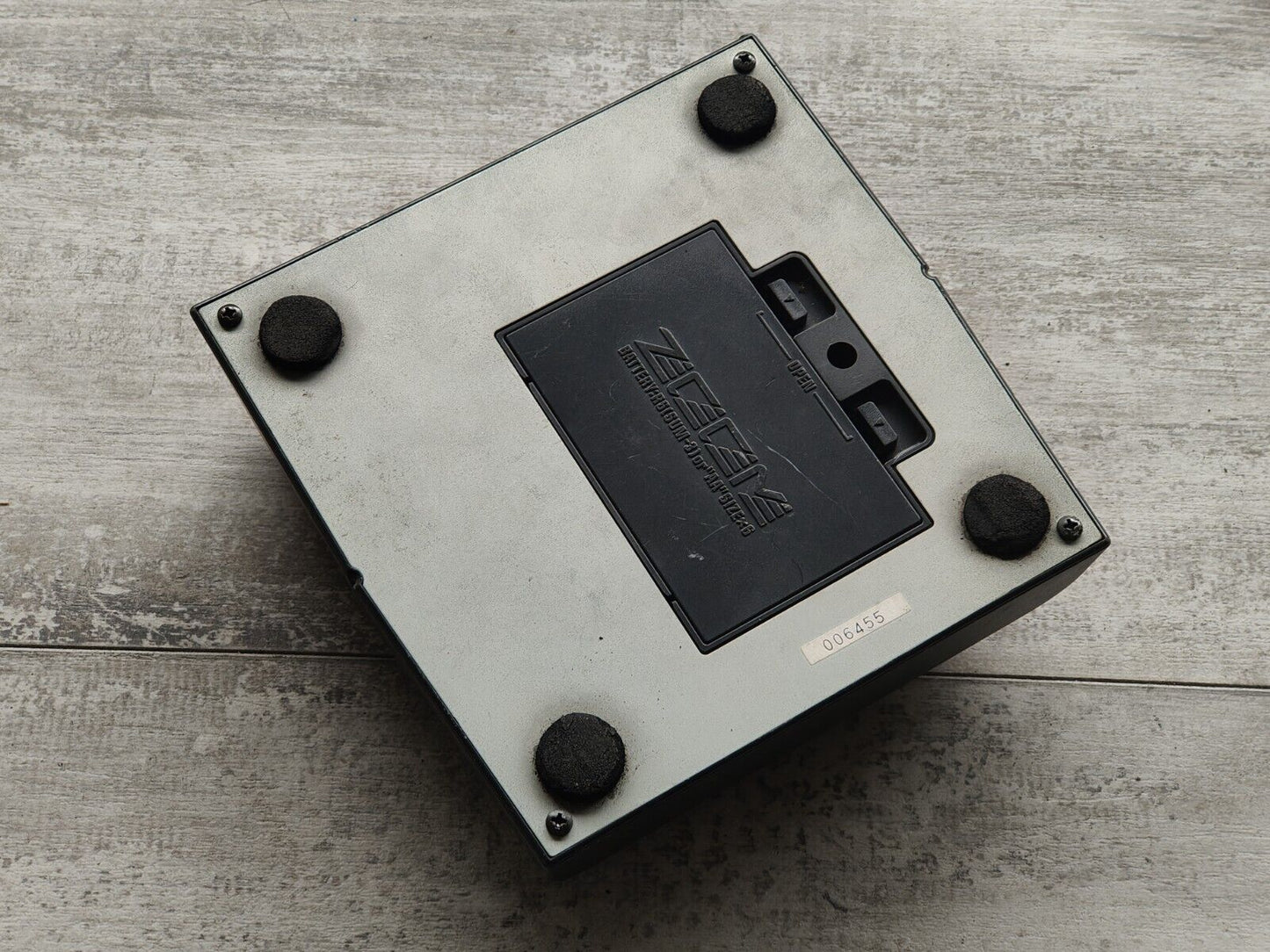 Zoom RFX-300 Digital Reverb Guitar Multi Effects Unit