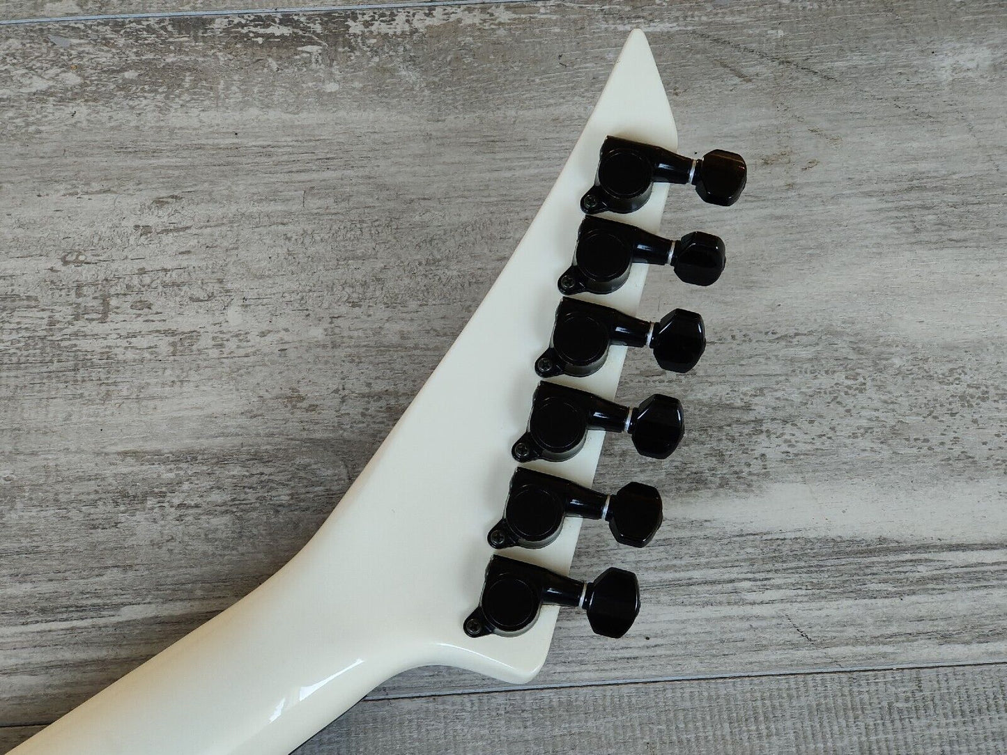 1989 Tokai Japan VC-75 Vivian Campbell Model Rand-Style Superstrat (White)