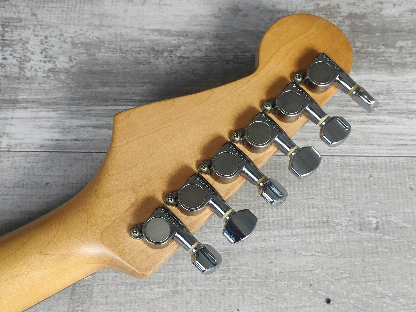 1993 Fender Japan ST-CHAMP Travel Stratocaster MIJ (Sunburst)