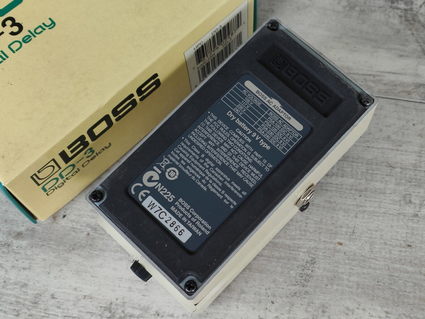 Boss DD-3 Digital Delay Pedal