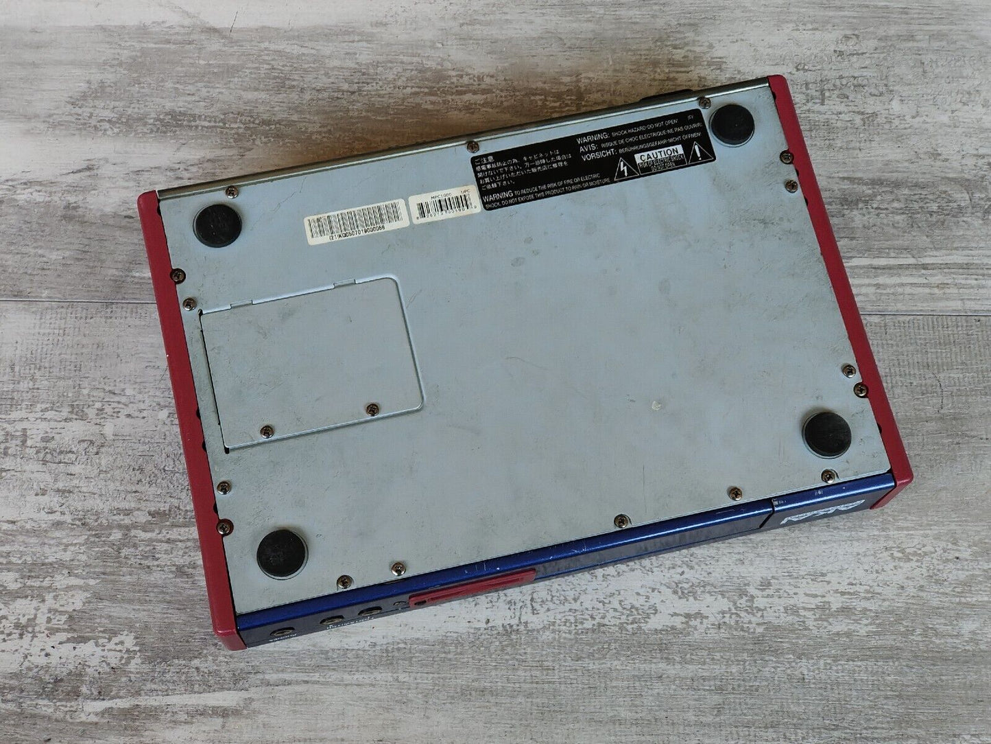 AKAI Professional MPC 1000 Portable Sampler/Sequencer