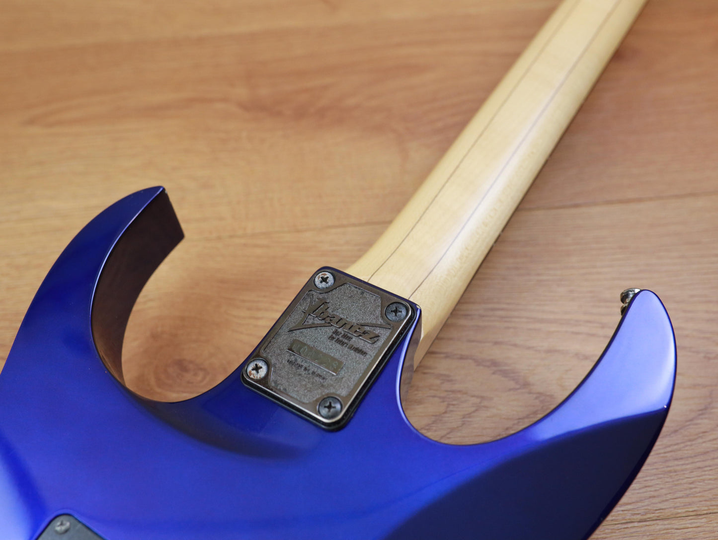 2013 Ibanez Genesis RG570 Superstrat (Jewel Blue)