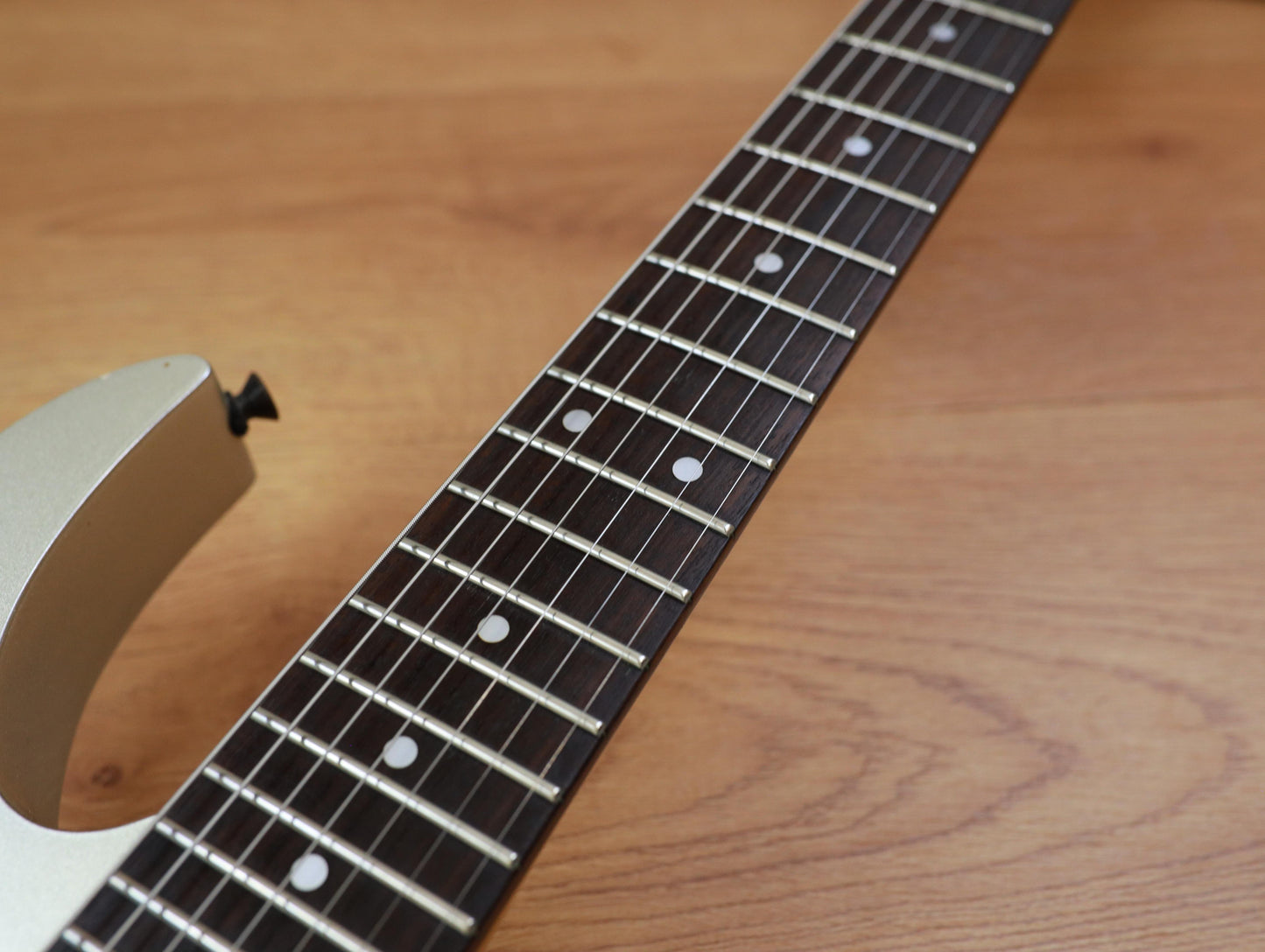2000 Ibanez Japan Prestige RG7421 7-String HH Superstrat (Zinc Silver)