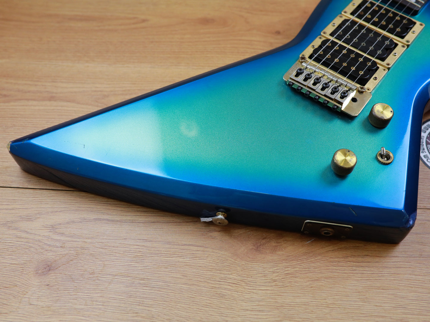 1984 Aria Pro II ZZ Deluxe Explorer (Metallic Blue Sunburst)