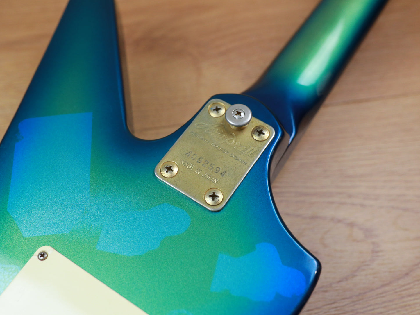 1984 Aria Pro II ZZ Deluxe Explorer (Metallic Blue Sunburst)
