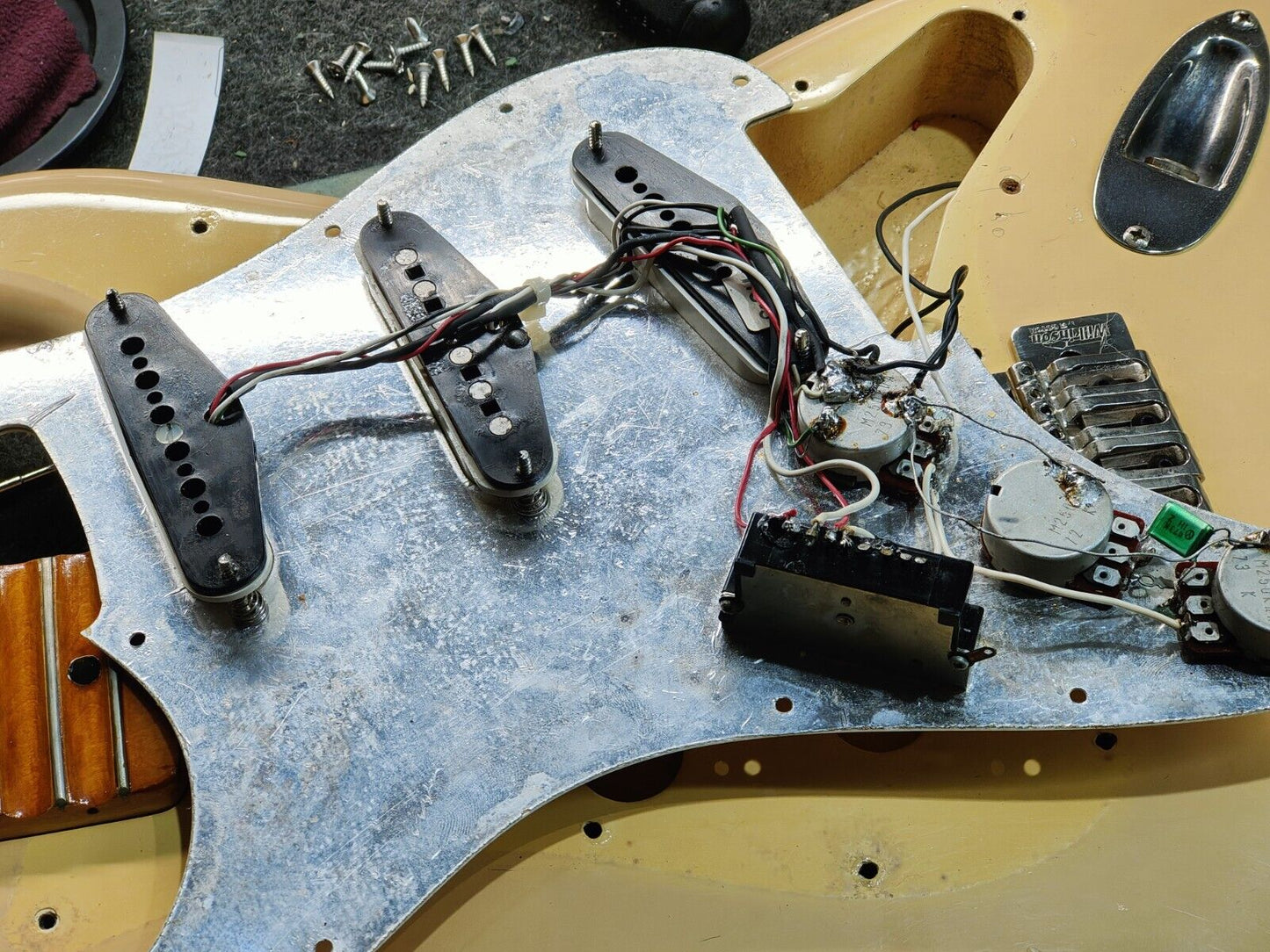 1987 Fender Japan ST72R-55M '72 Reissue Partially-Scalloped Stratocaster (White)