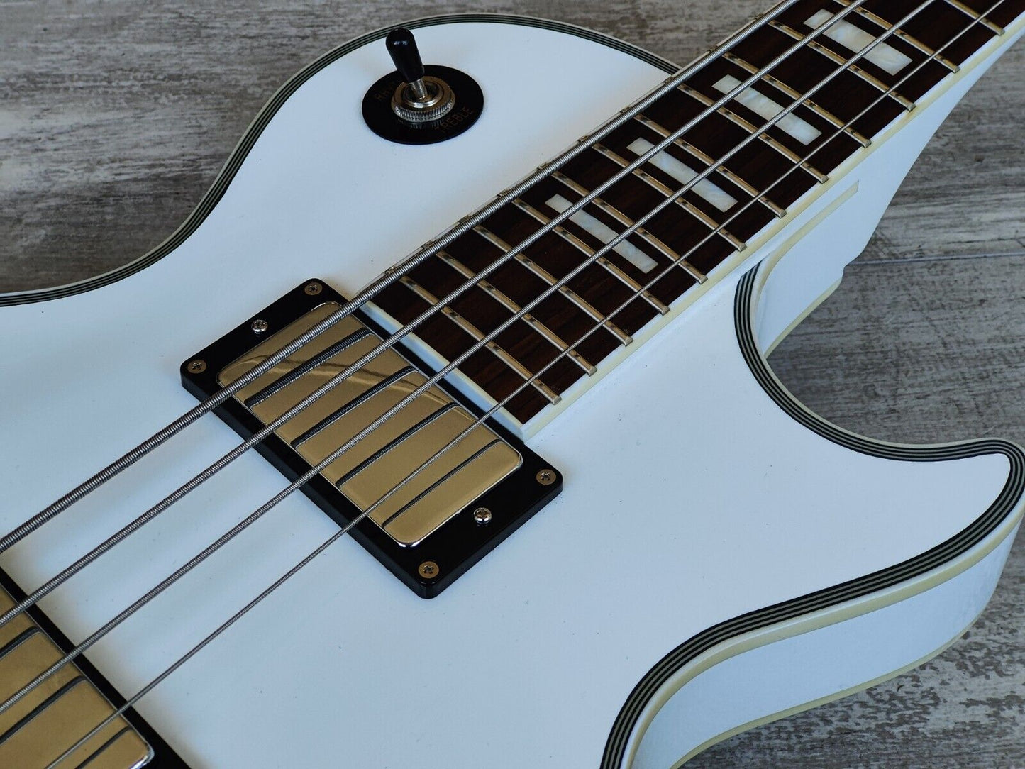 2012 Burny LPB-Custom Les Paul Custom Medium Scale Bass (Snow White)