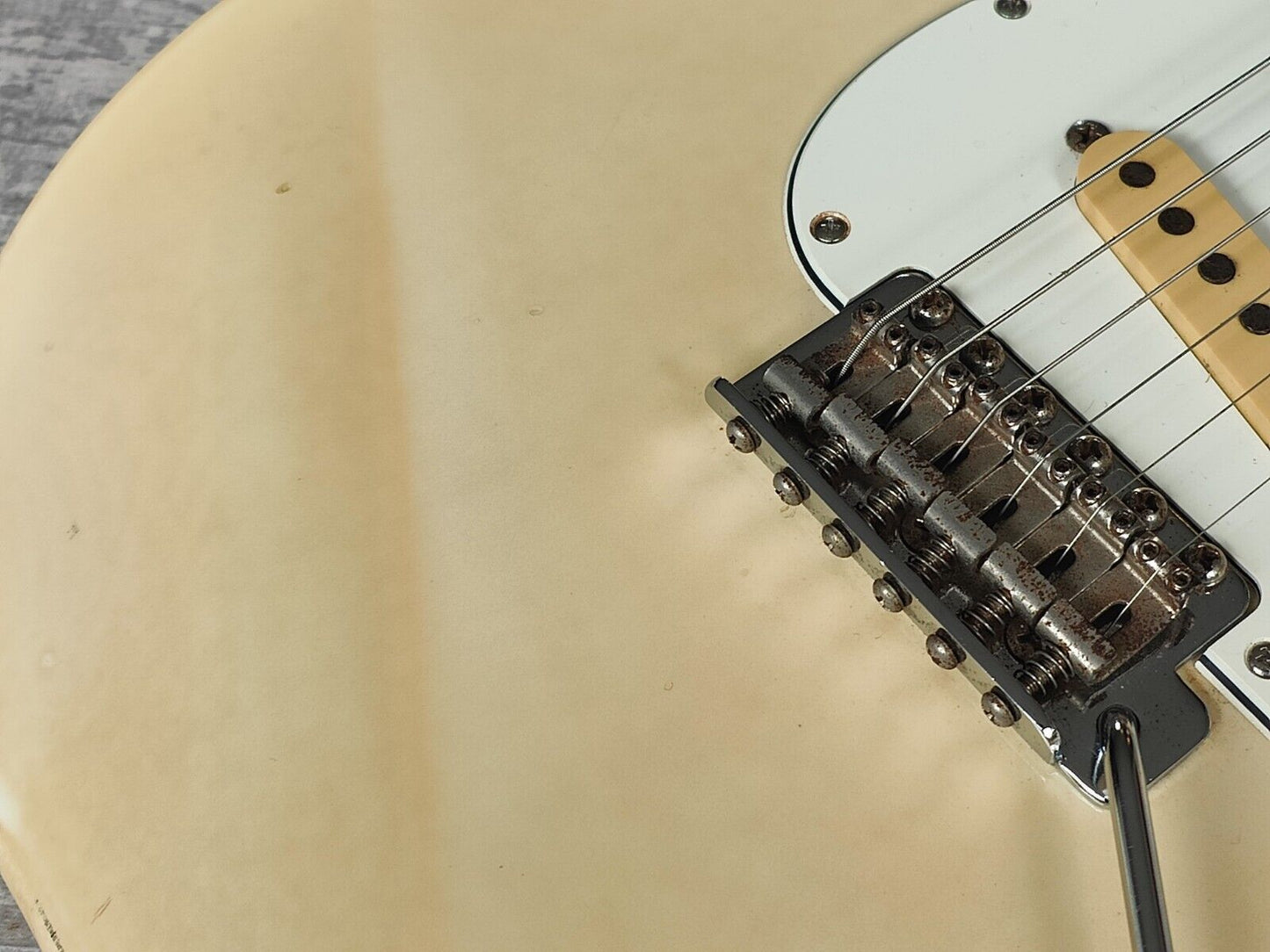 2000 Fender Japan STR-135RK Richie Kotzen Stratocaster w/ST57 Neck (White)