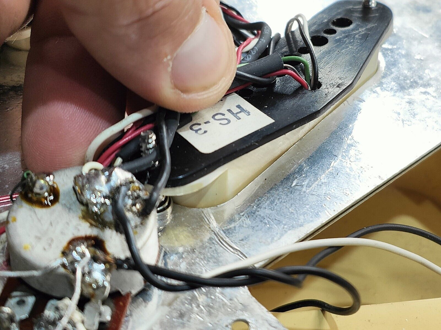 1987 Fender Japan ST72R-55M '72 Reissue Partially-Scalloped Stratocaster (White)