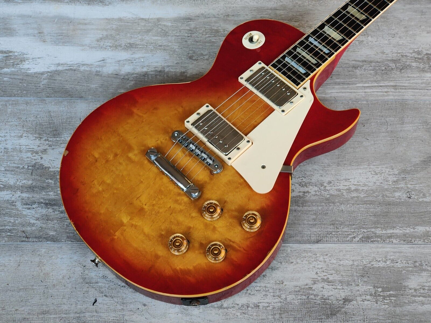 1978 Greco Japan EG-500 Les Paul Standard (Cherry Sunburst)