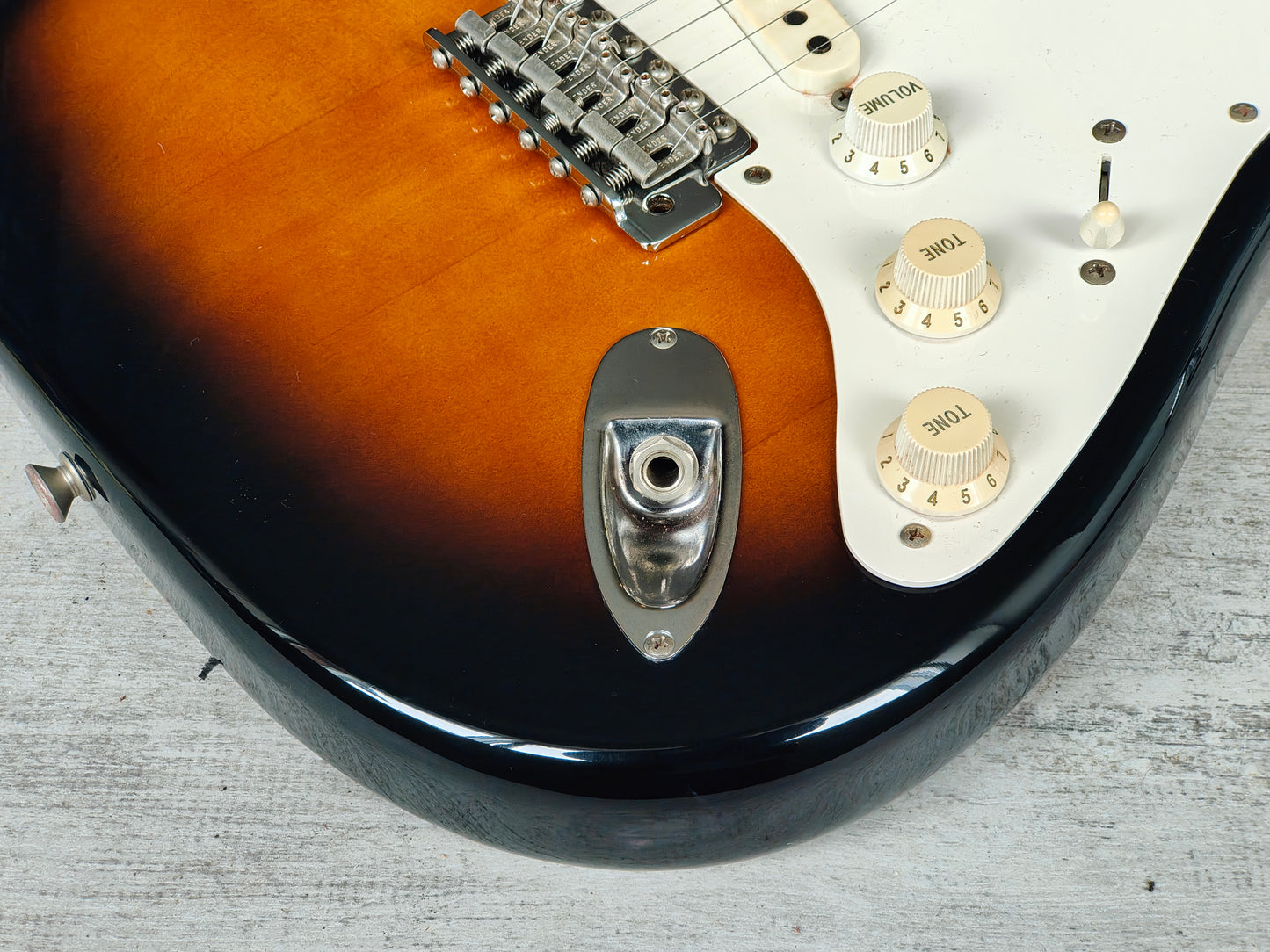 1987 Fender Japan "E Series" ST57-70 '57 Reissue Stratocaster w/USA Pickups (Sunburst)