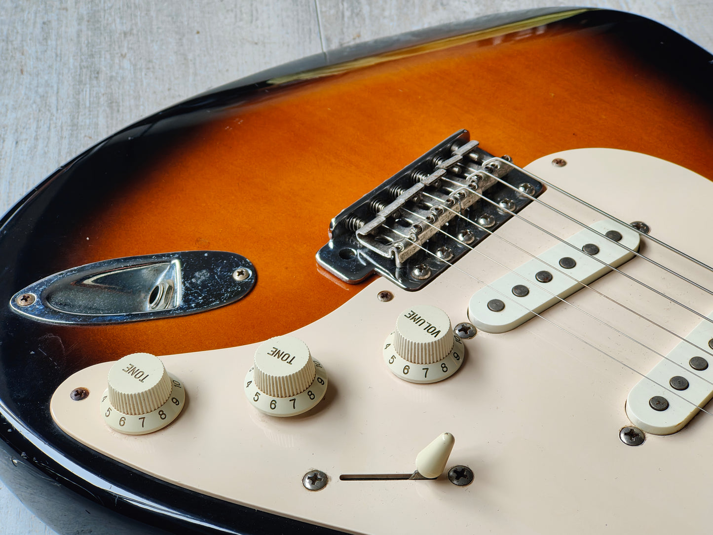 1994 Fender Japan ST57-53 '57 Reissue Stratocaster (Sunburst)
