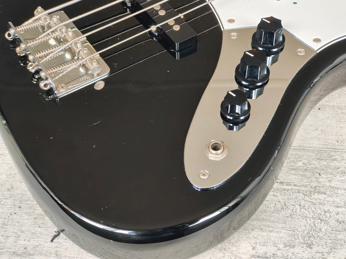 2010 Fender Japan Jazz Bass Standard (Black)
