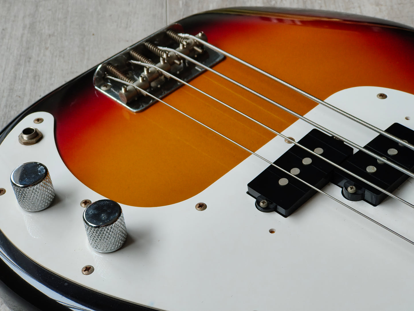 1994 Squier (by Fender Japan) SPB-33 Silver Series Precision Bass (Sunburst)