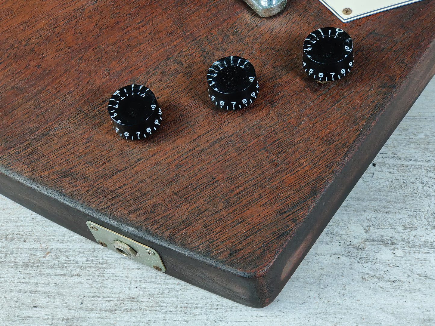 1995 Gibson USA '76 Reissue Explorer (Brown Mahogany)