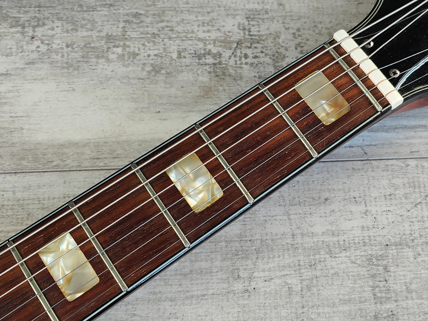 1972 Matsumoto Japan LE-200 Les Paul Professional (Walnut)