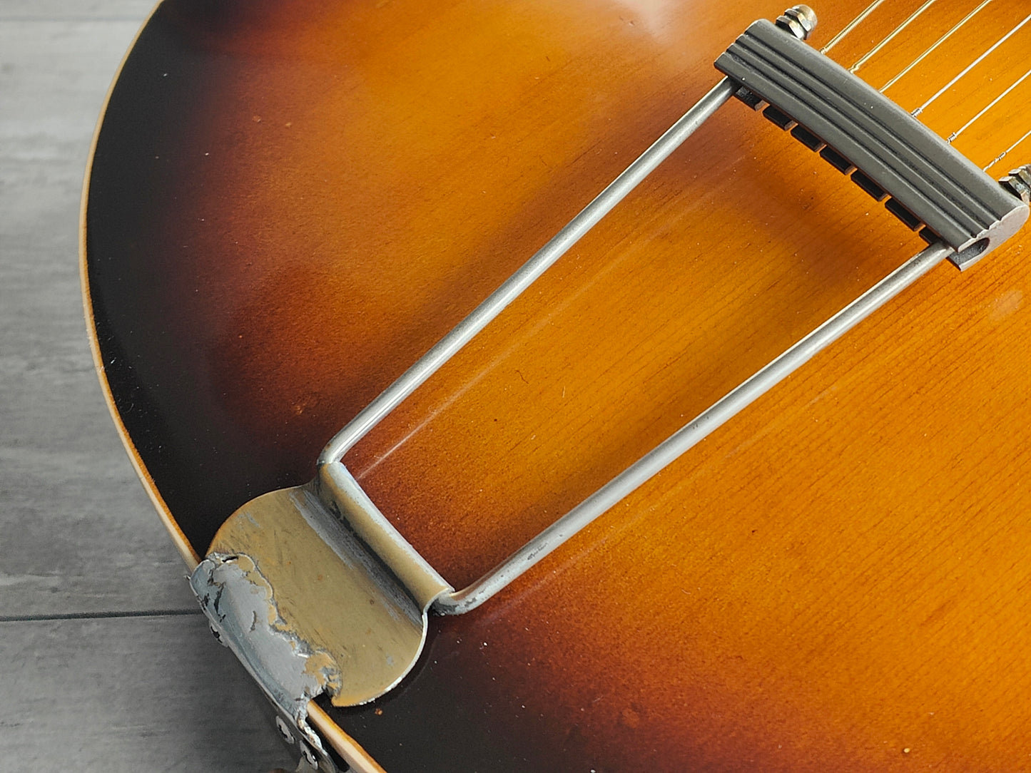 1952 Gibson USA L48 Archtop Acoustic w/Pickup (Sunburst)