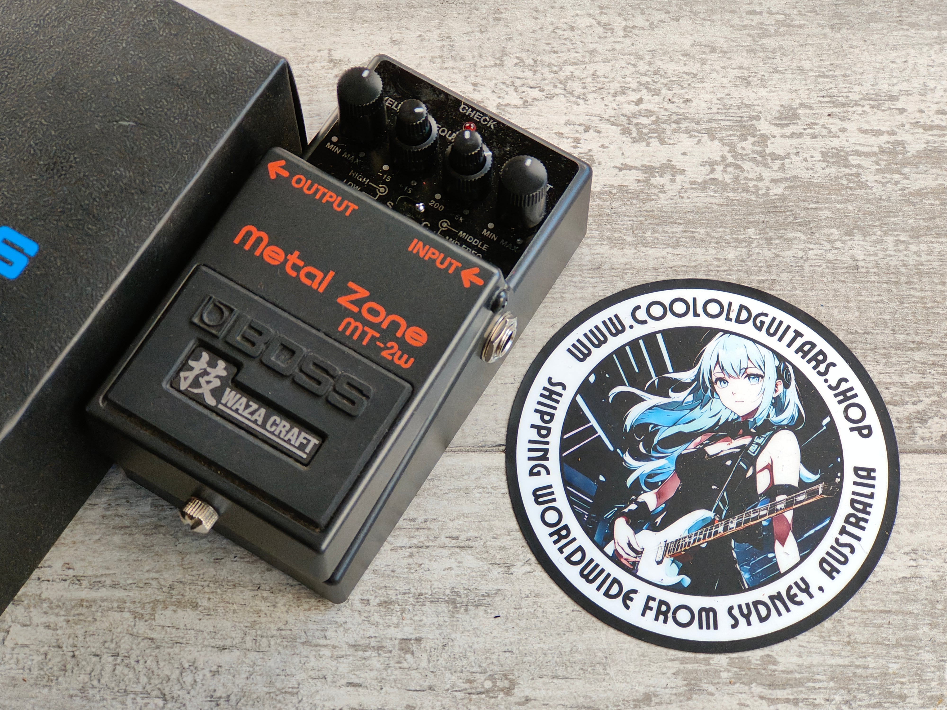 Metalzone Boss MT-2W Waza Craft Metalzone (Made in Japan) – Cool Old Guitars