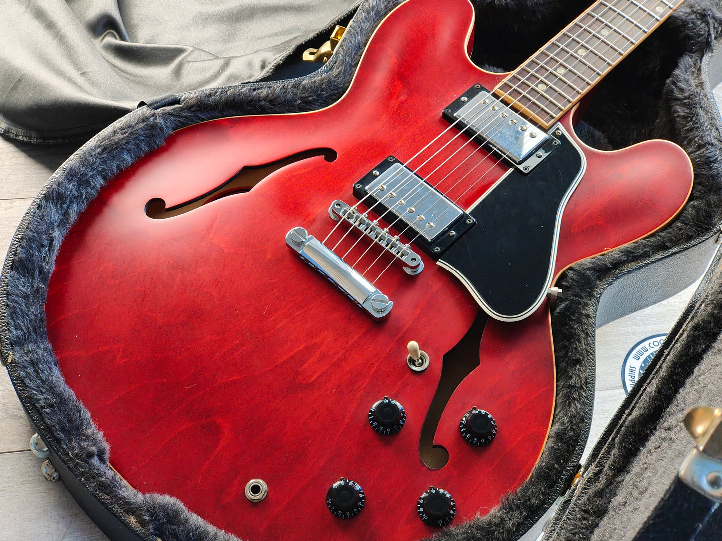 2012 Gibson USA Custom Shop ES-335 Dot (Satin Faded Cherry Red)