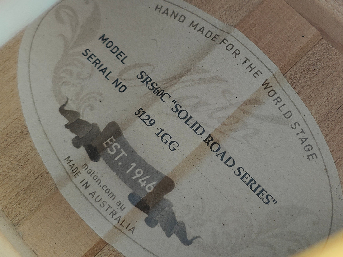 Maton SRS60C Acoustic Electric Guitar w/AP5 Pickup (Natural)