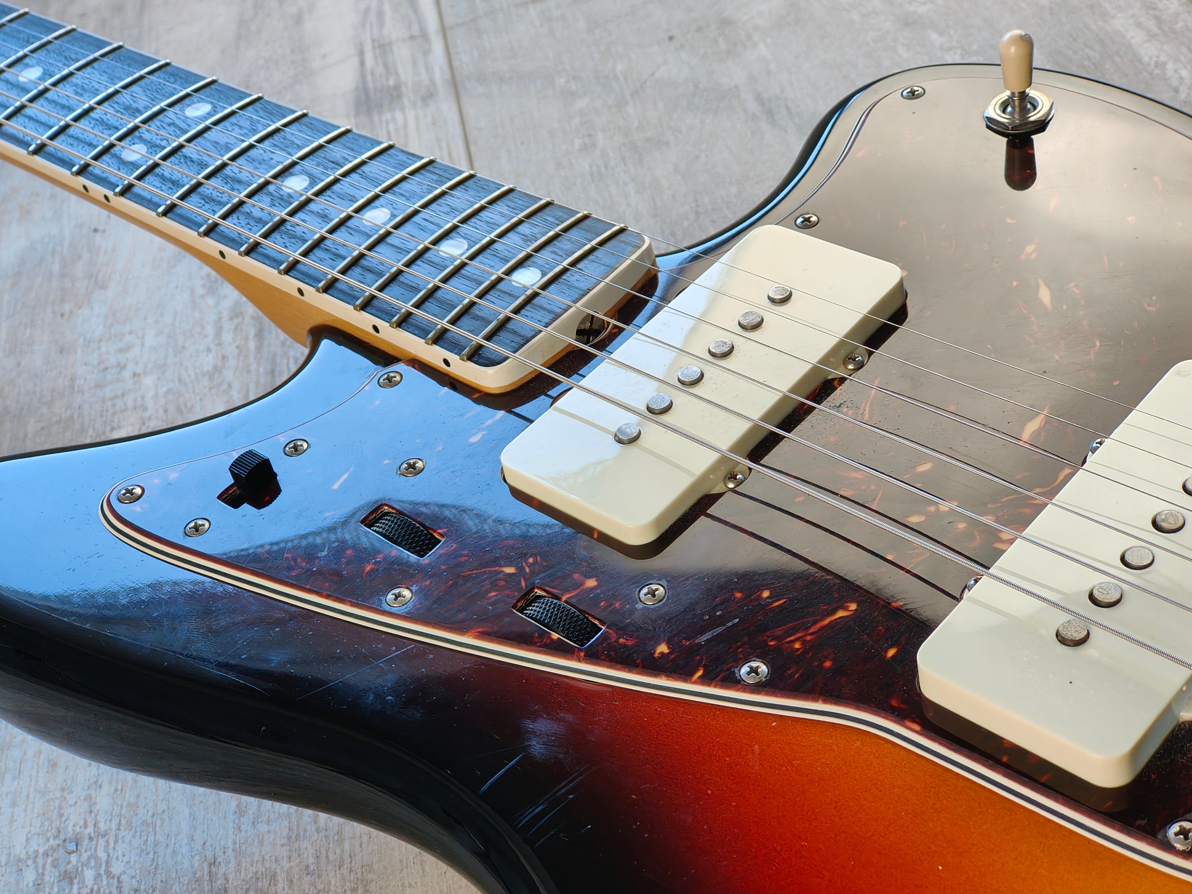 2015 Fender USA American Vintage '65 Reissue Jazzmaster (Sunburst