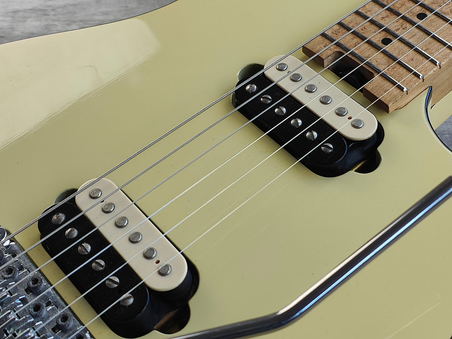 2010 EVH Wolfgang Special - Made in Japan (Vintage White)