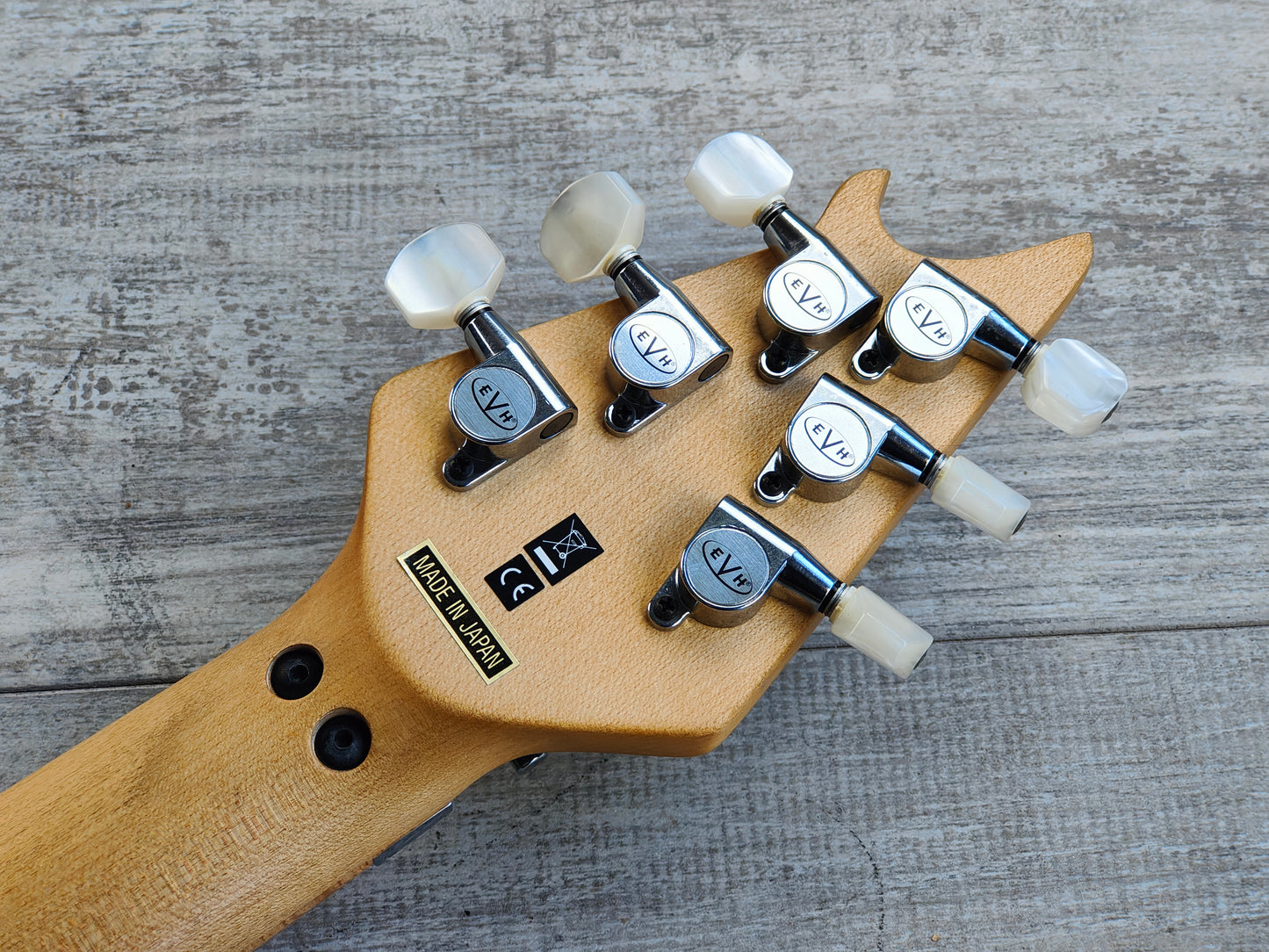 2010 EVH Wolfgang Special - Made in Japan (Vintage White)