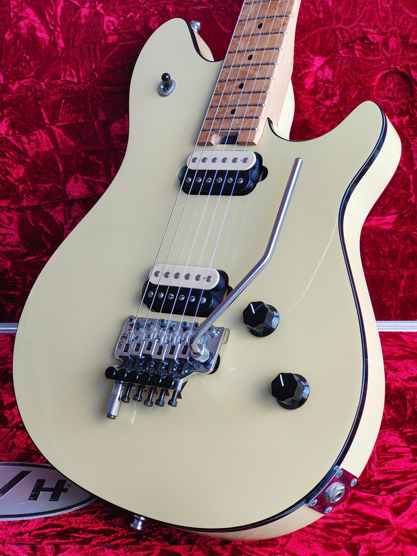 2010 EVH Wolfgang Special - Made in Japan (Vintage White)