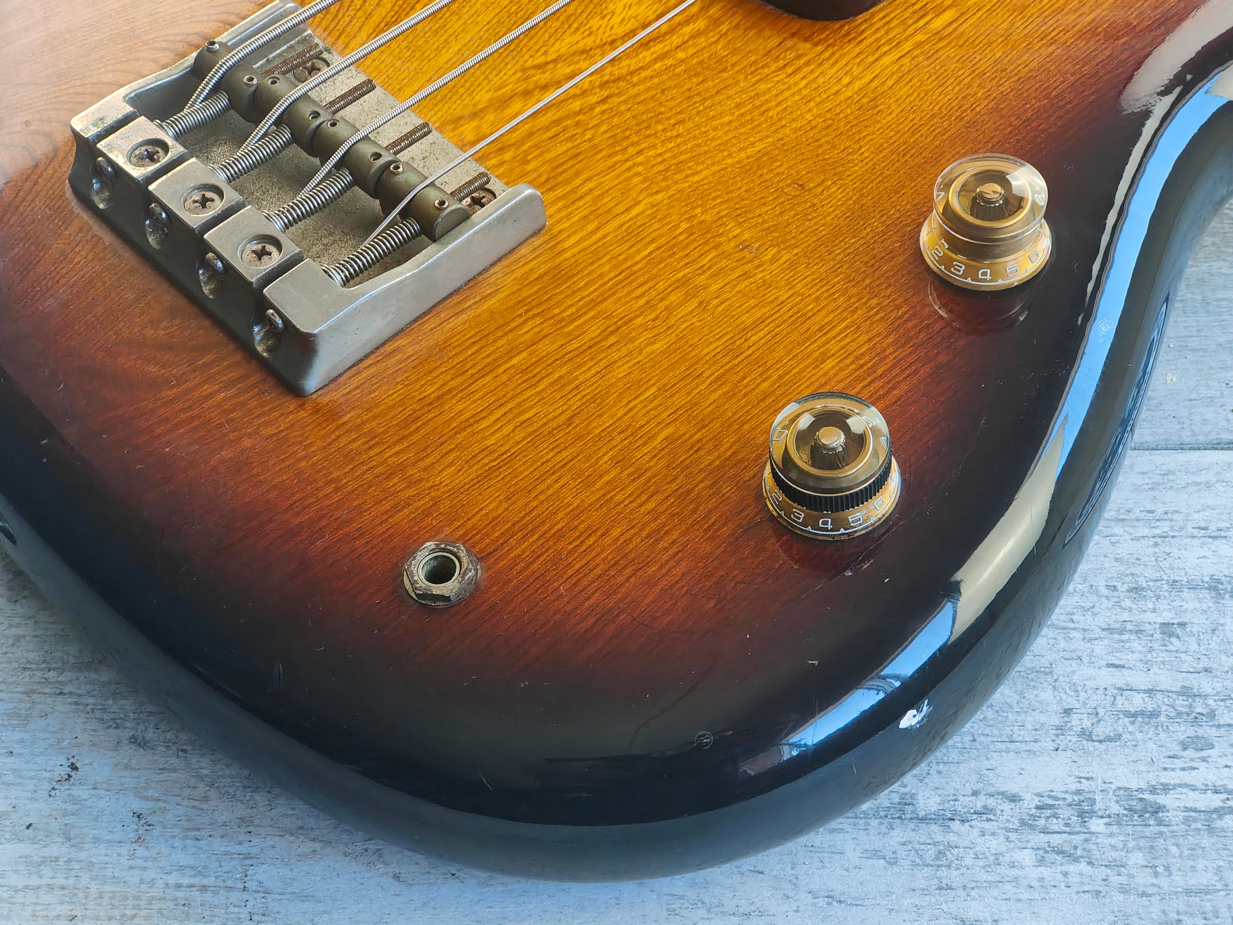 1980 Greco Japan GOBII650 Set Neck Precision Bass (Brown Sunburst