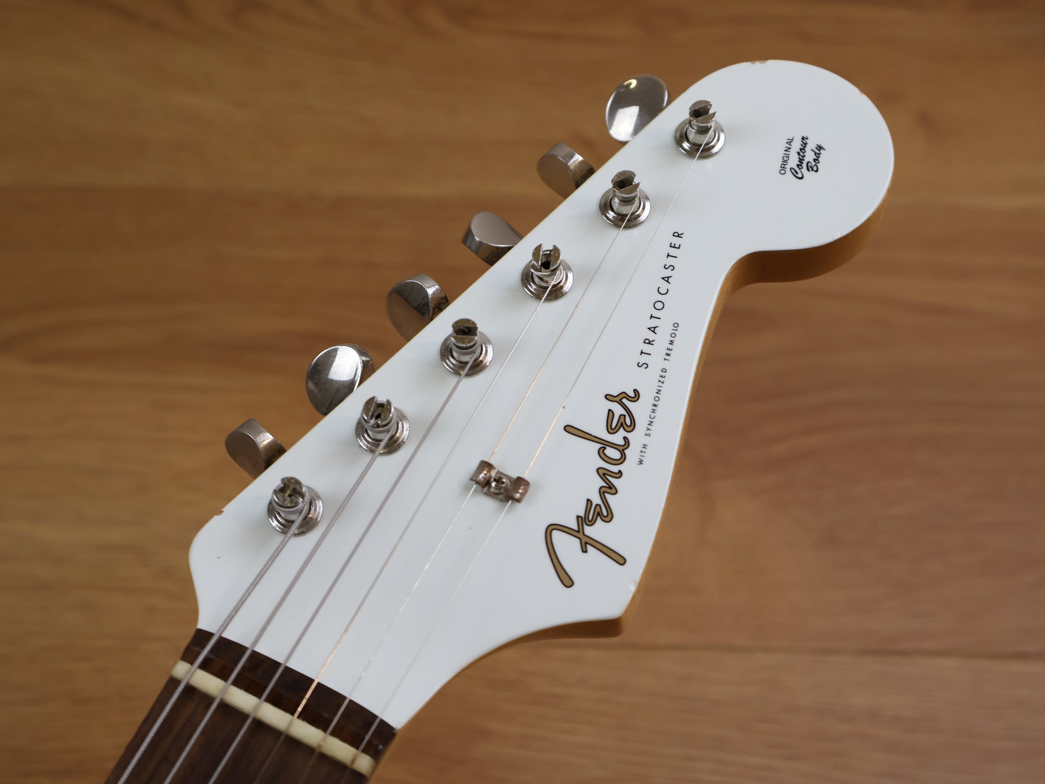 2023 Fender Traditional 60's Stratocaster (Olympic White w/Blue