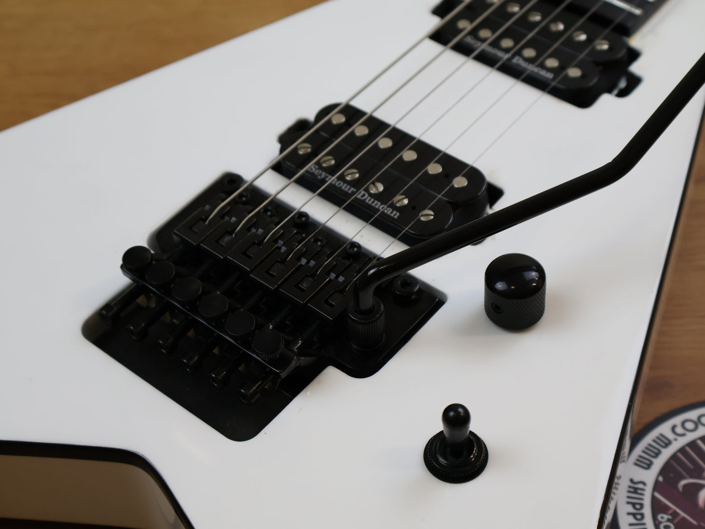 2024 Jackson Pro Plus Series Rhoads RR24 Flying V (Snow White)
