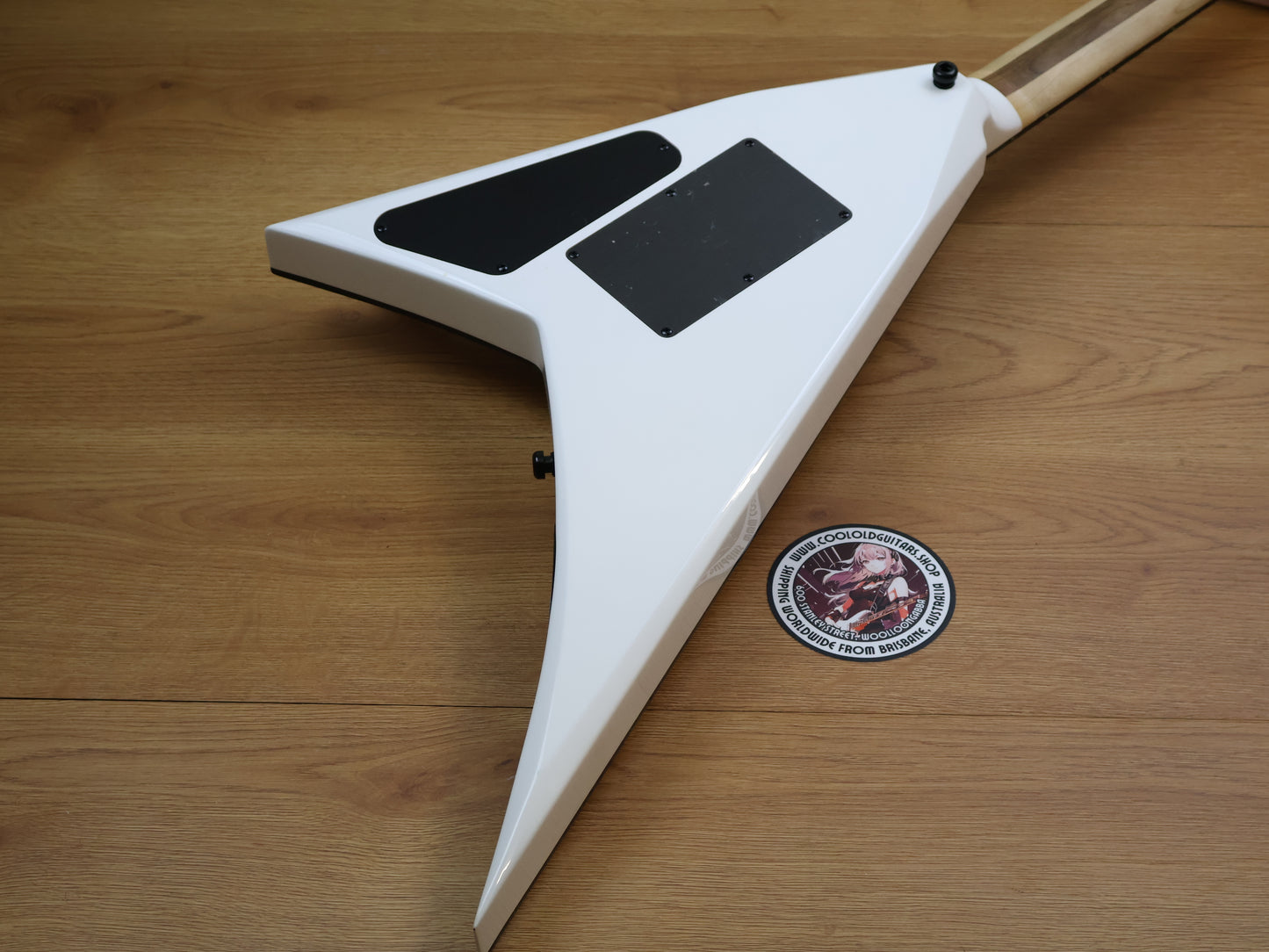 2024 Jackson Pro Plus Series Rhoads RR24 Flying V (Snow White)