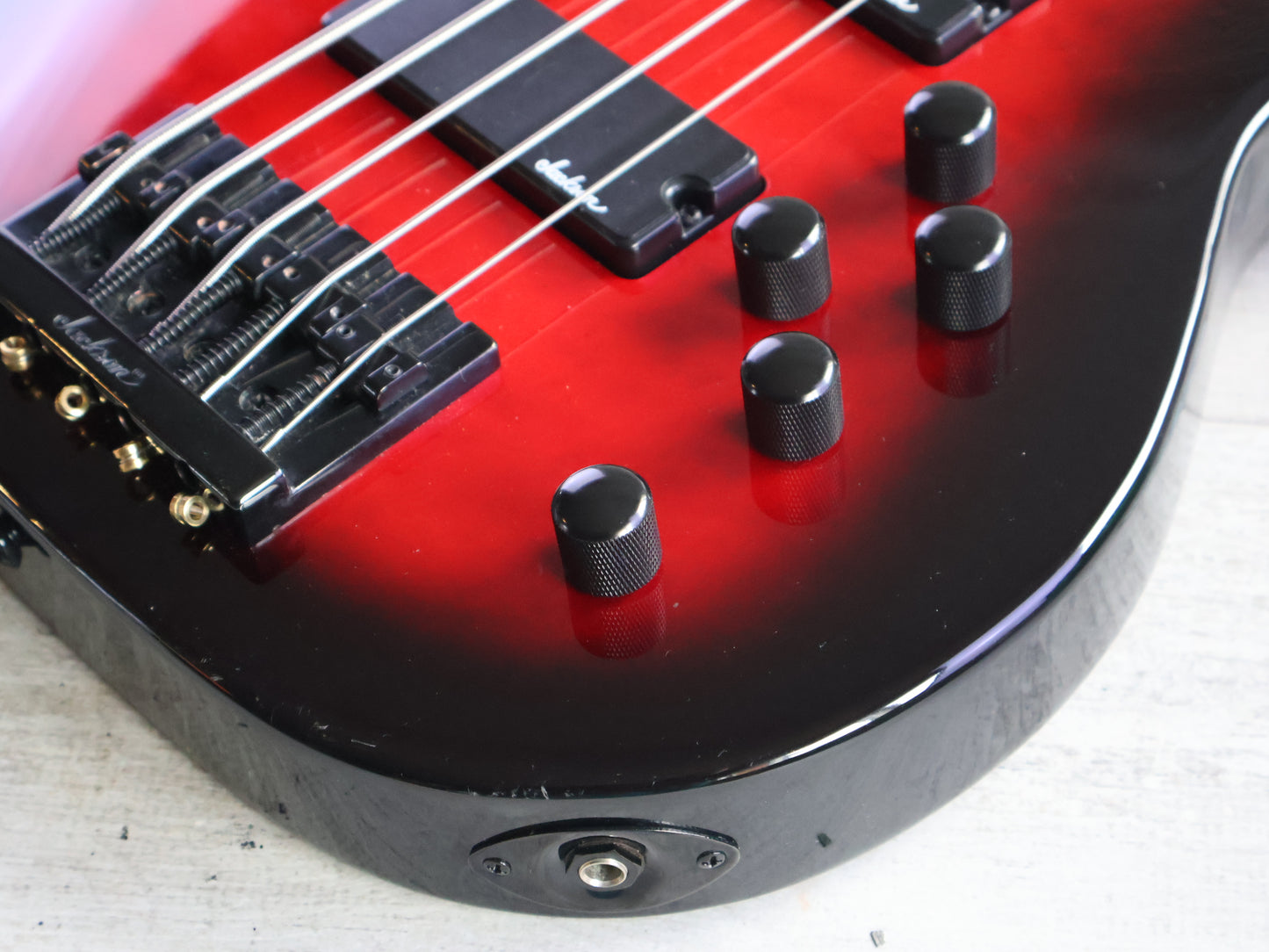 Jackson JS3VQ JS Series Concert 5-String Bass (Transparent Red Burst)