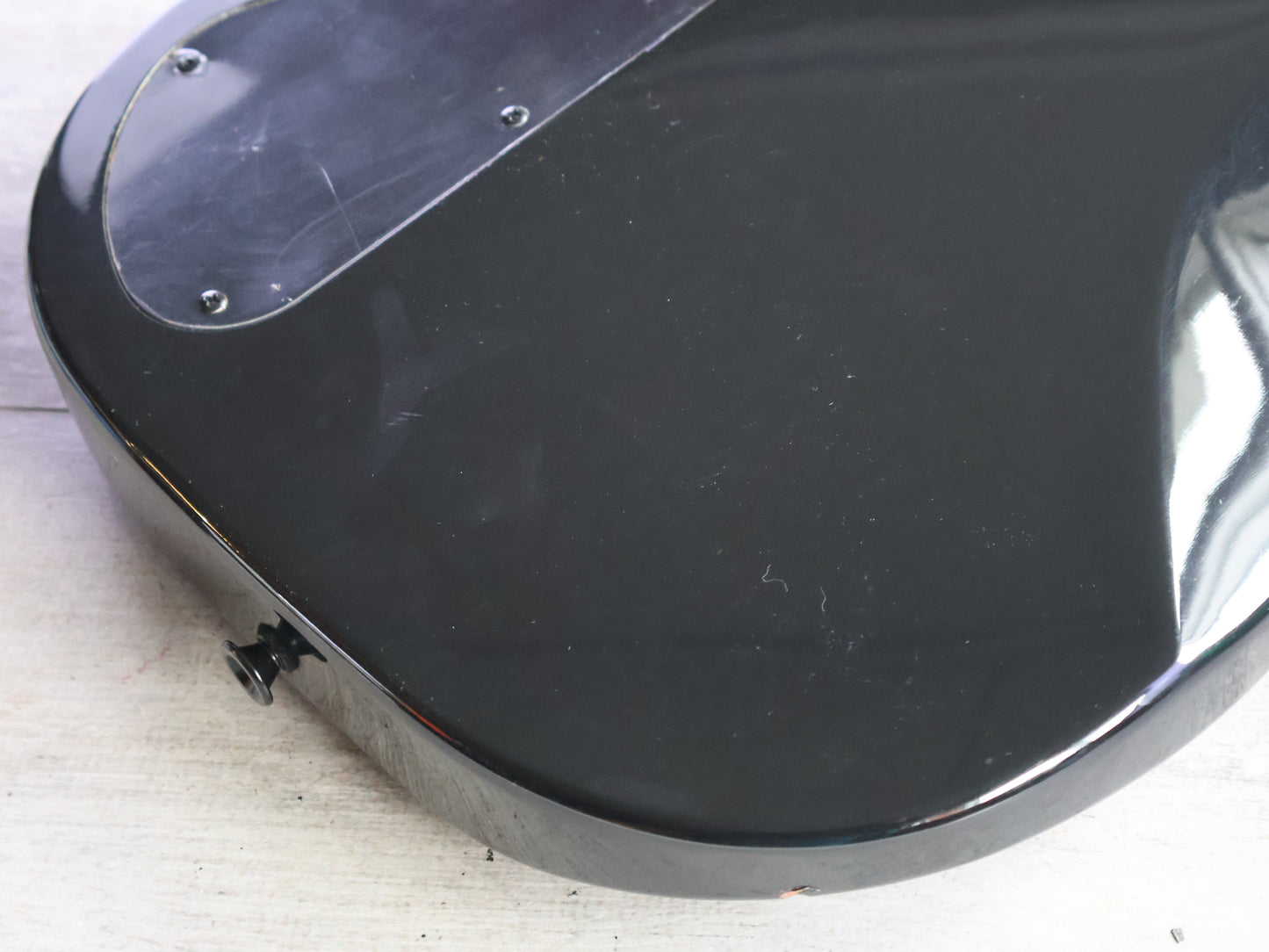 Jackson JS3VQ JS Series Concert 5-String Bass (Transparent Red Burst)