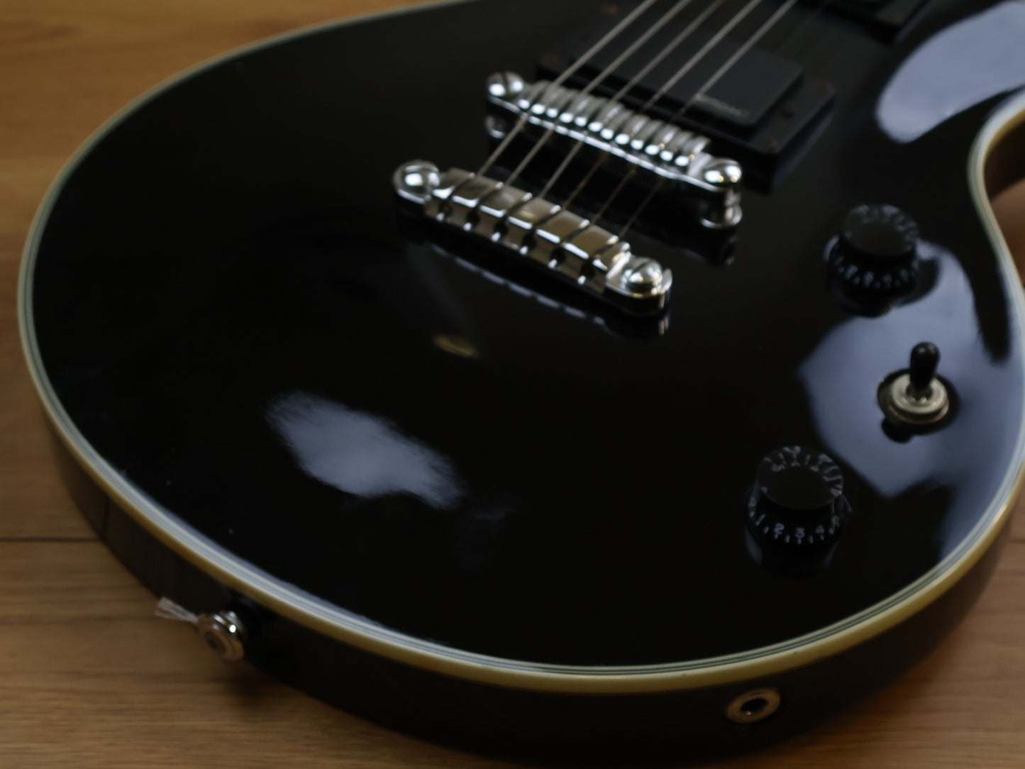 2011 Ibanez Artist ARZ400 (Gloss Black)