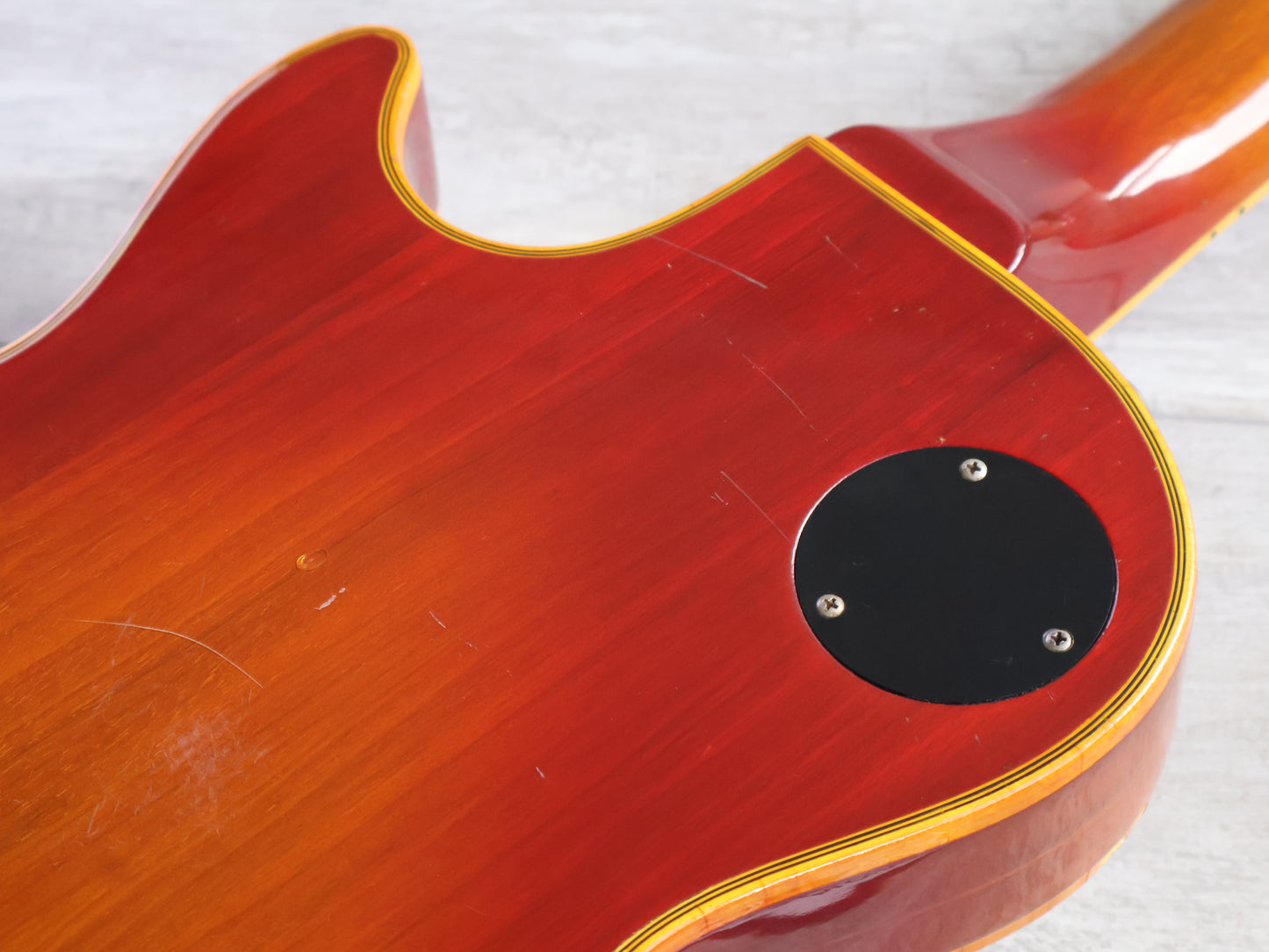 1976 Aria Pro II Japan LC-500 Les Paul Custom (Cherry Sunburst)