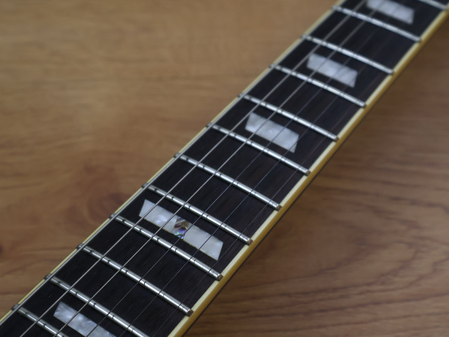 2016 Ibanez ARZ200 Single Cutaway (Gold Top)