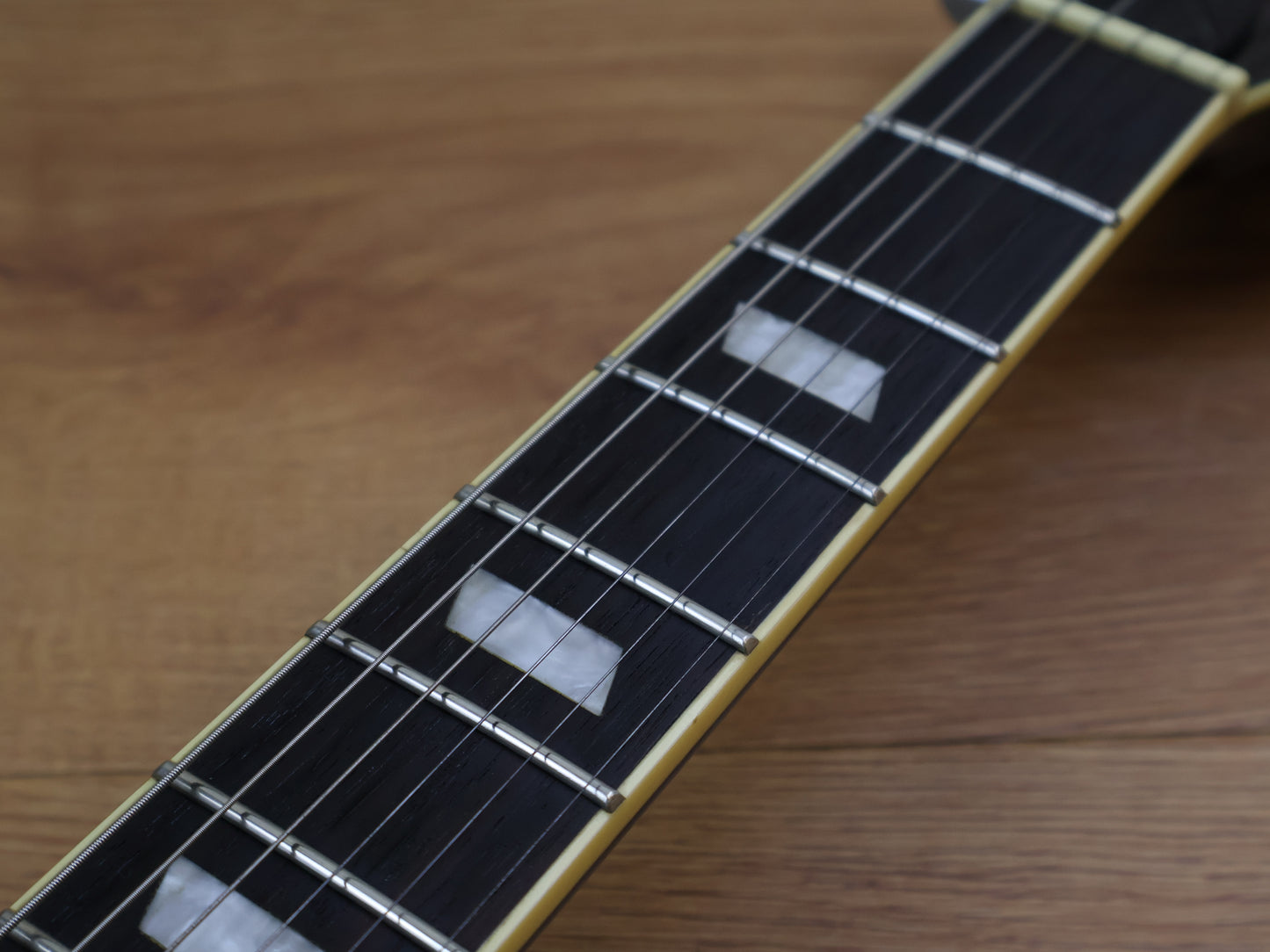 2016 Ibanez ARZ200 Single Cutaway (Gold Top)