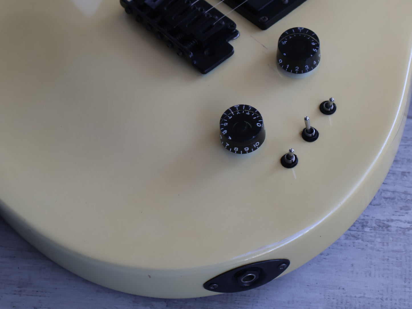 1990 Greco GPS-60 PRS Style HSS Electric Guitar (Pearl White)