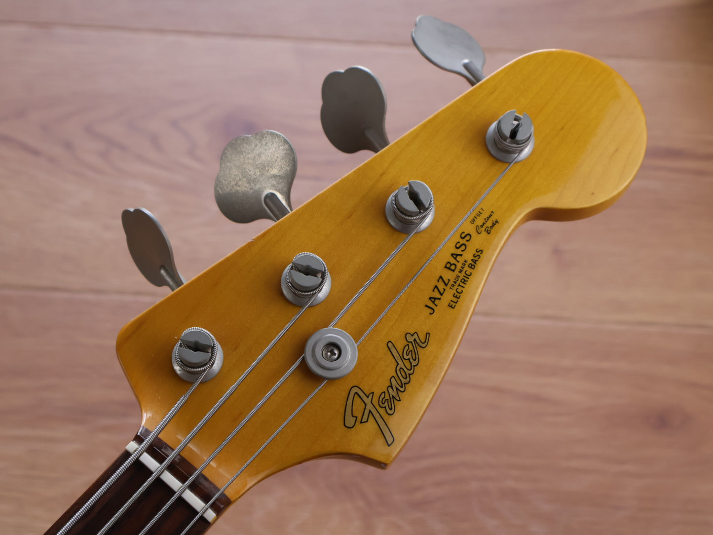 2002 Fender Japan ‘62 Reissue Active Watanabe Jazz Bass (Sunburst)