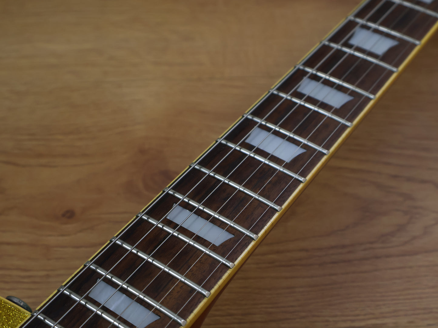 2006 Epiphone Les Paul Standard (Gold Glitter)