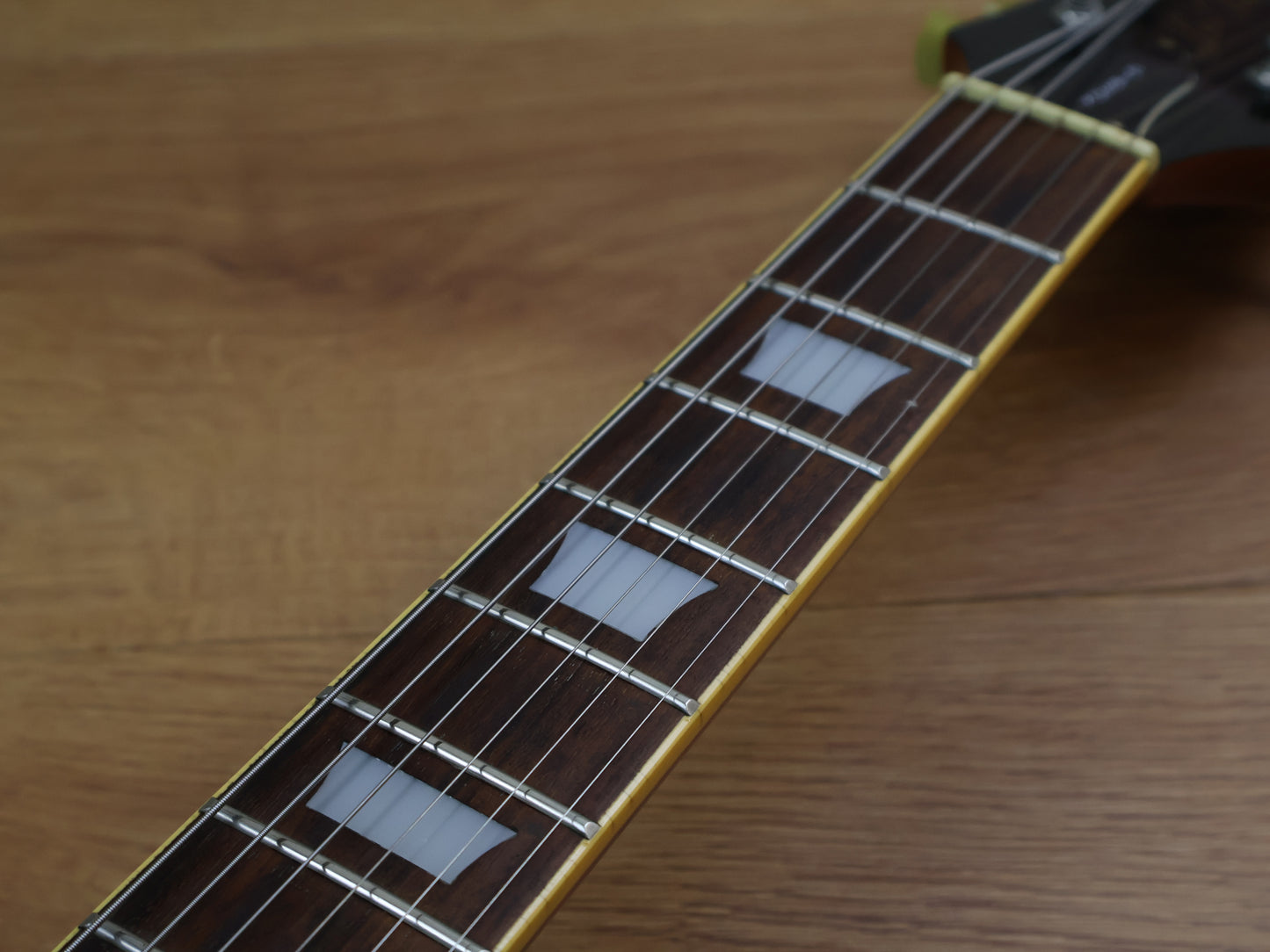 2006 Epiphone Les Paul Standard (Gold Glitter)